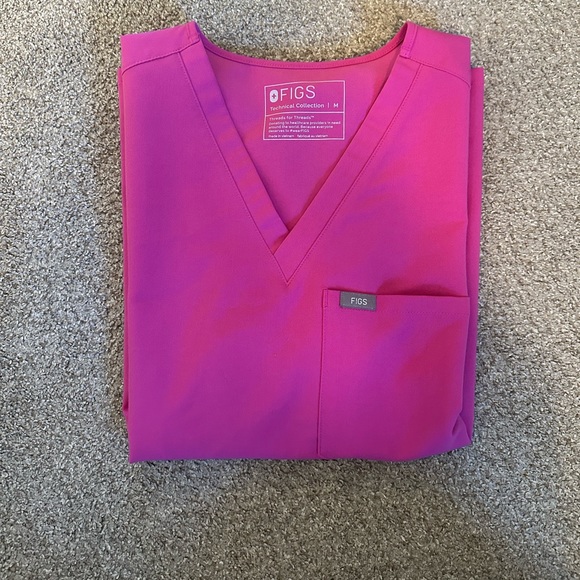 Figs Tops Figs Scrub Set Electric Orchid Poshmark